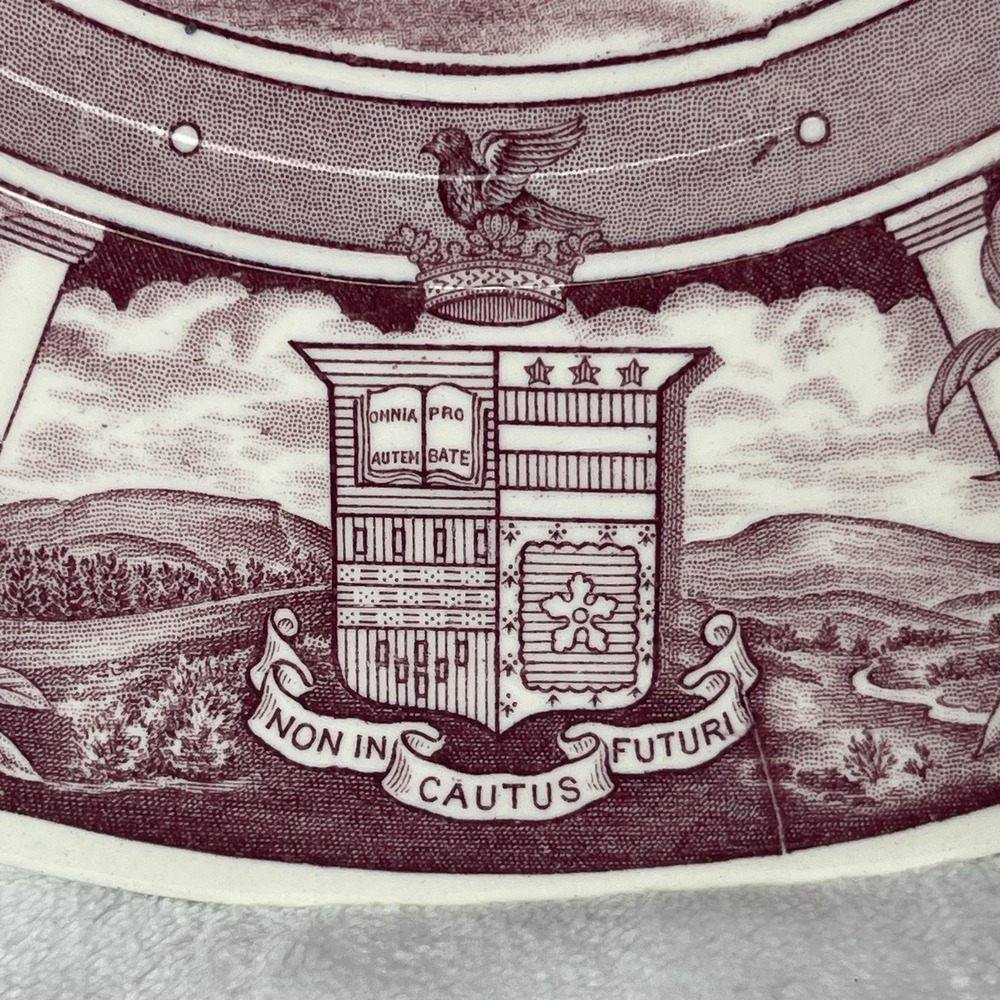 Vintage 1949 Wedgwood Washington & Lee University Doremus Gymnasium Plate 10.75" - Picture 3 of 9